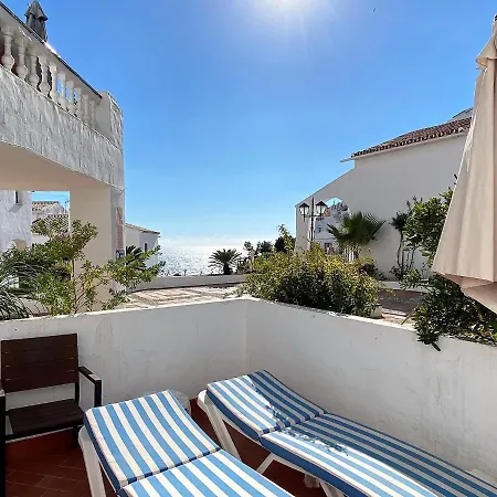Capistrano Playa 116 Casasol * Нерха