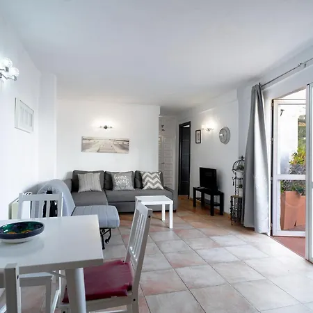 Capistrano Playa 116 Casasol * Нерха