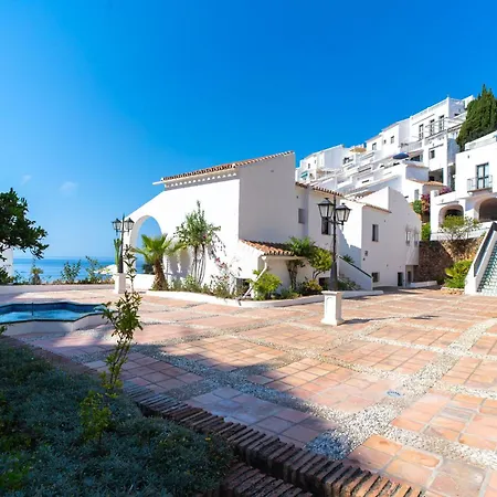 Capistrano Playa 116 Casasol * Нерха